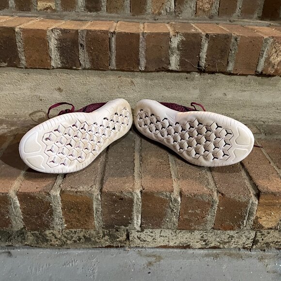 NWOT Like New Nike Free Flyknit 2018 Raspberry Red Size 9.5 - Picture 5 of 6